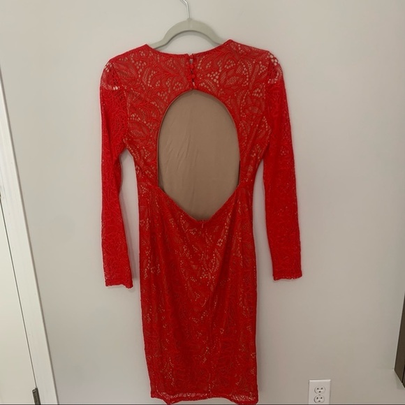 Bardot Rini Lace Long Sleeve Open Back BodyCon Fire Engine Red Dress Size 8 - Picture 8 of 9